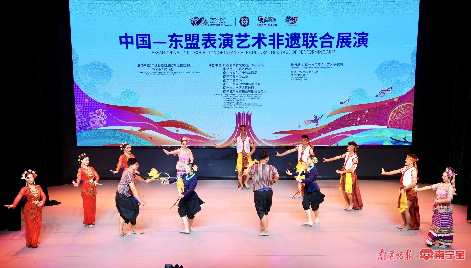文化中国行丨云南非遗亮相中泰文化交流活动 丽江非遗放异彩